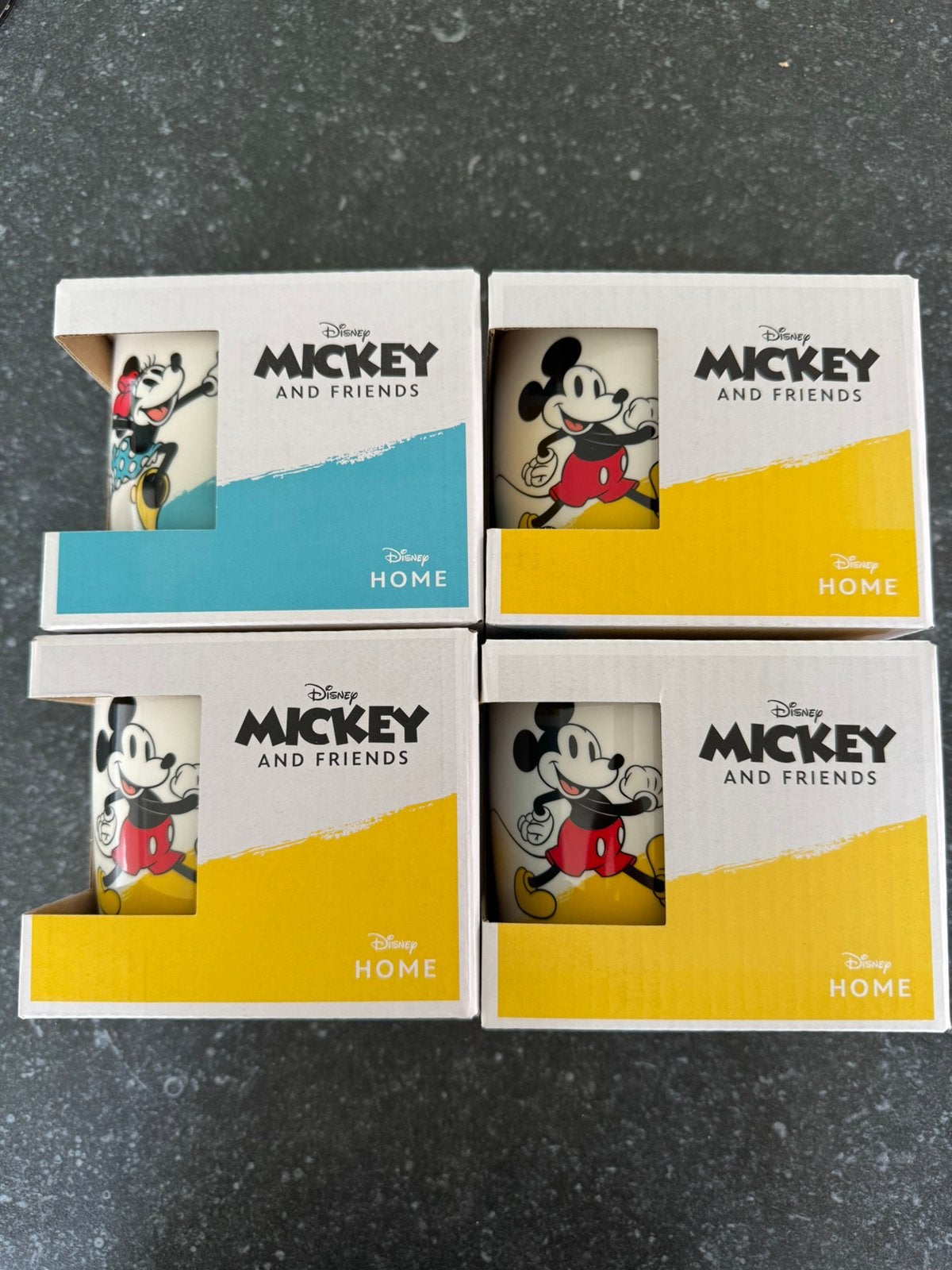 4 nieuwe Disney tassen, Verzamelen, Disney, Ophalen of Verzenden, Zo goed als nieuw