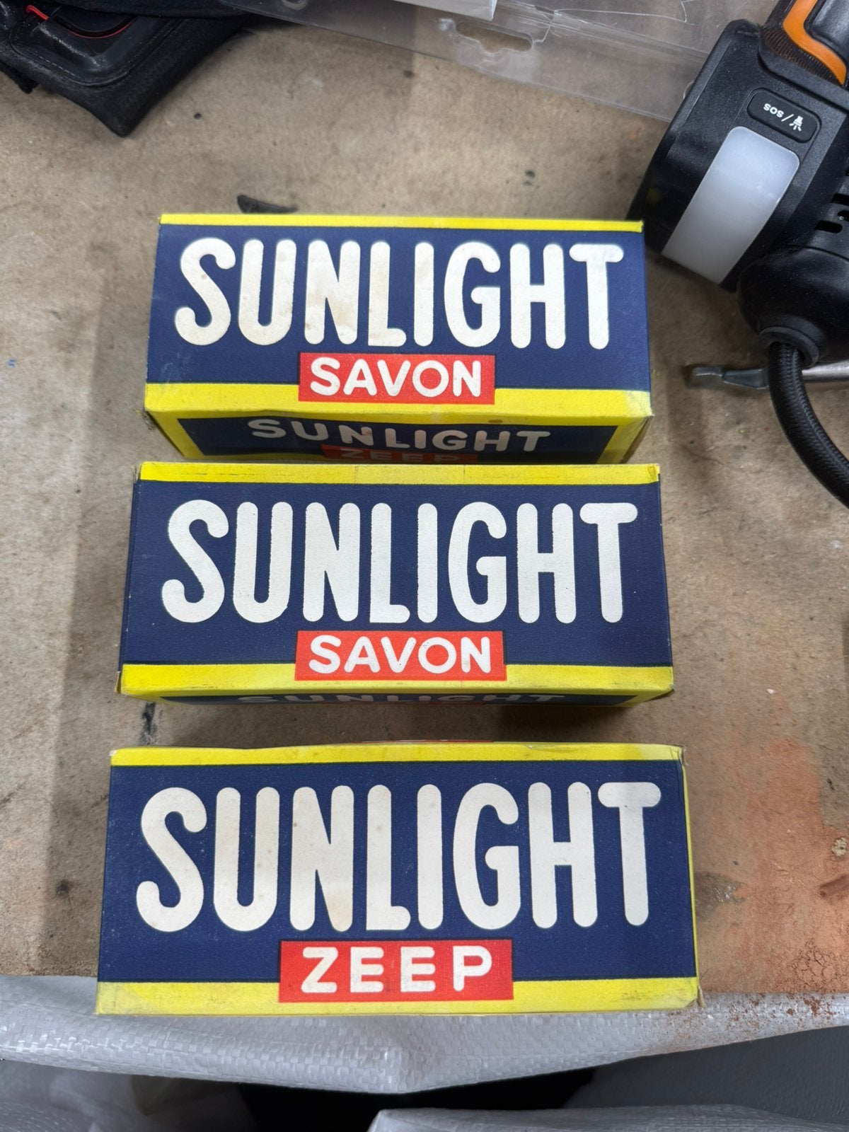 Sunlight oude zeep 3 dozen, Ophalen