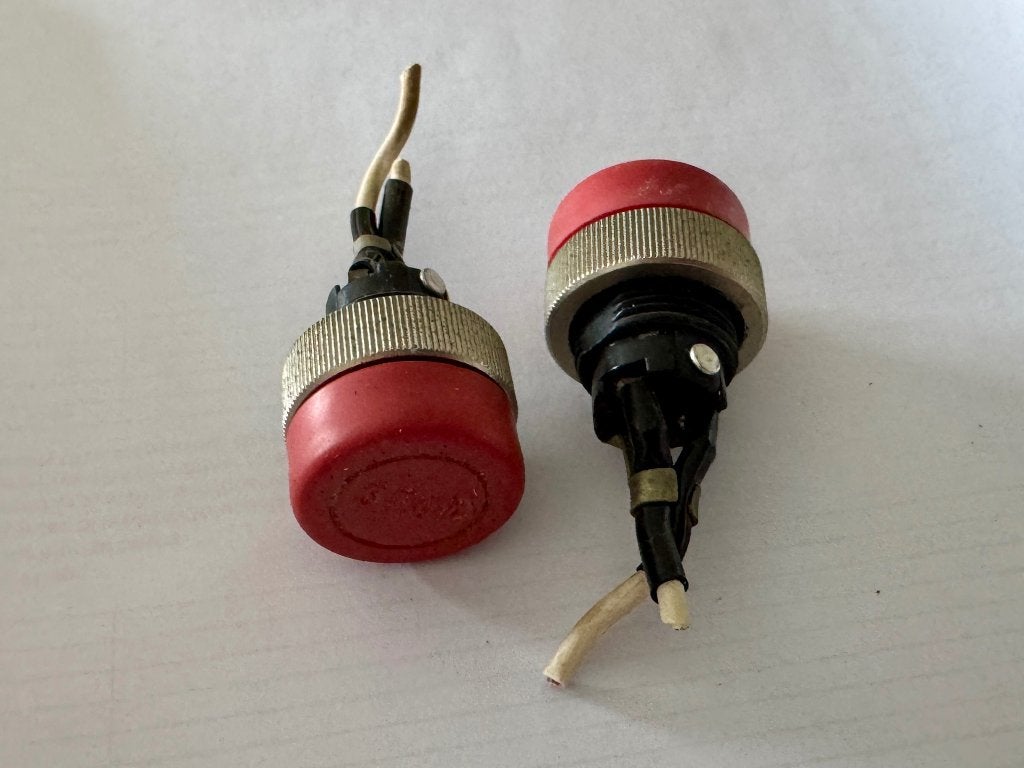 Stop knop 2 stuks yanmar, Watersport en Boten, Ophalen, Gebruikt, Motor en Techniek, Zeilboot of Motorboot