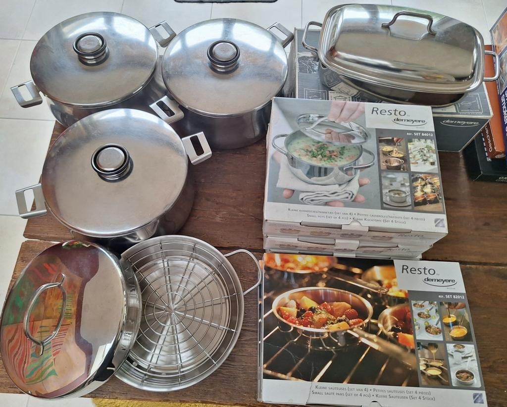 Ensemble spacieux signé Demeyere, Maison & Meubles, Cuisine | Casseroles & Poêles, Enlèvement