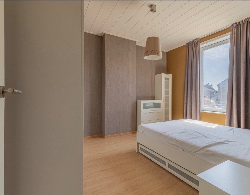 Bed wit 2 persoons met laden en eventueel Brimnes kasten, Ophalen, Wit, Tweepersoons, Zo goed als nieuw