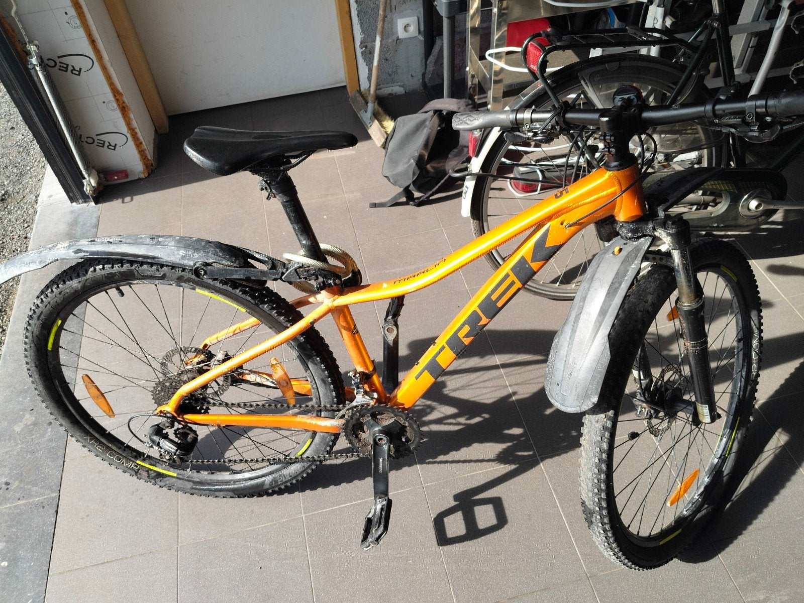 À vendre : vélo de montagne Trek Marlin 5.
Les trajets à vél, 49 à 53 cm, Enlèvement, Utilisé, Hommes