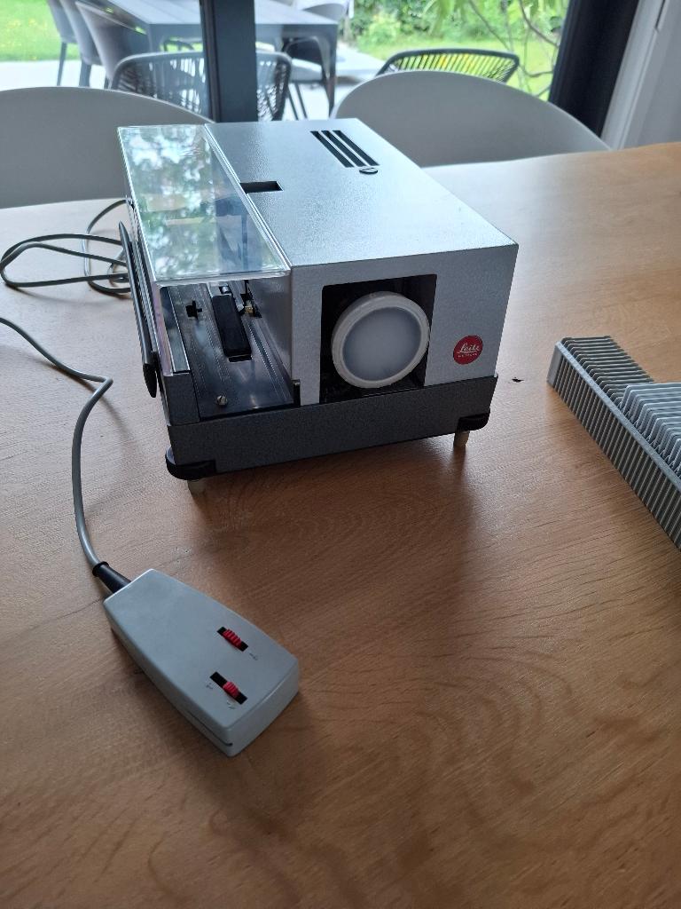 leitz diaprojector, Ophalen, Zo goed als nieuw