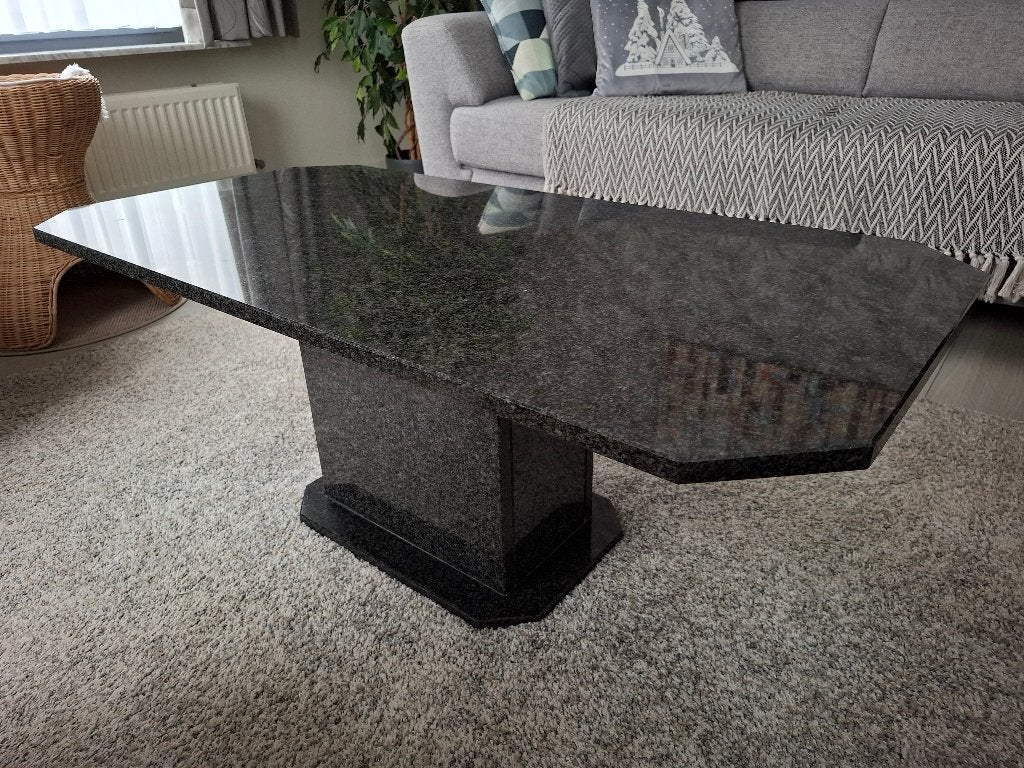 Granieten, zwarte salontafel, Ophalen, Gebruikt, 100 tot 150 cm, 50 tot 100 cm