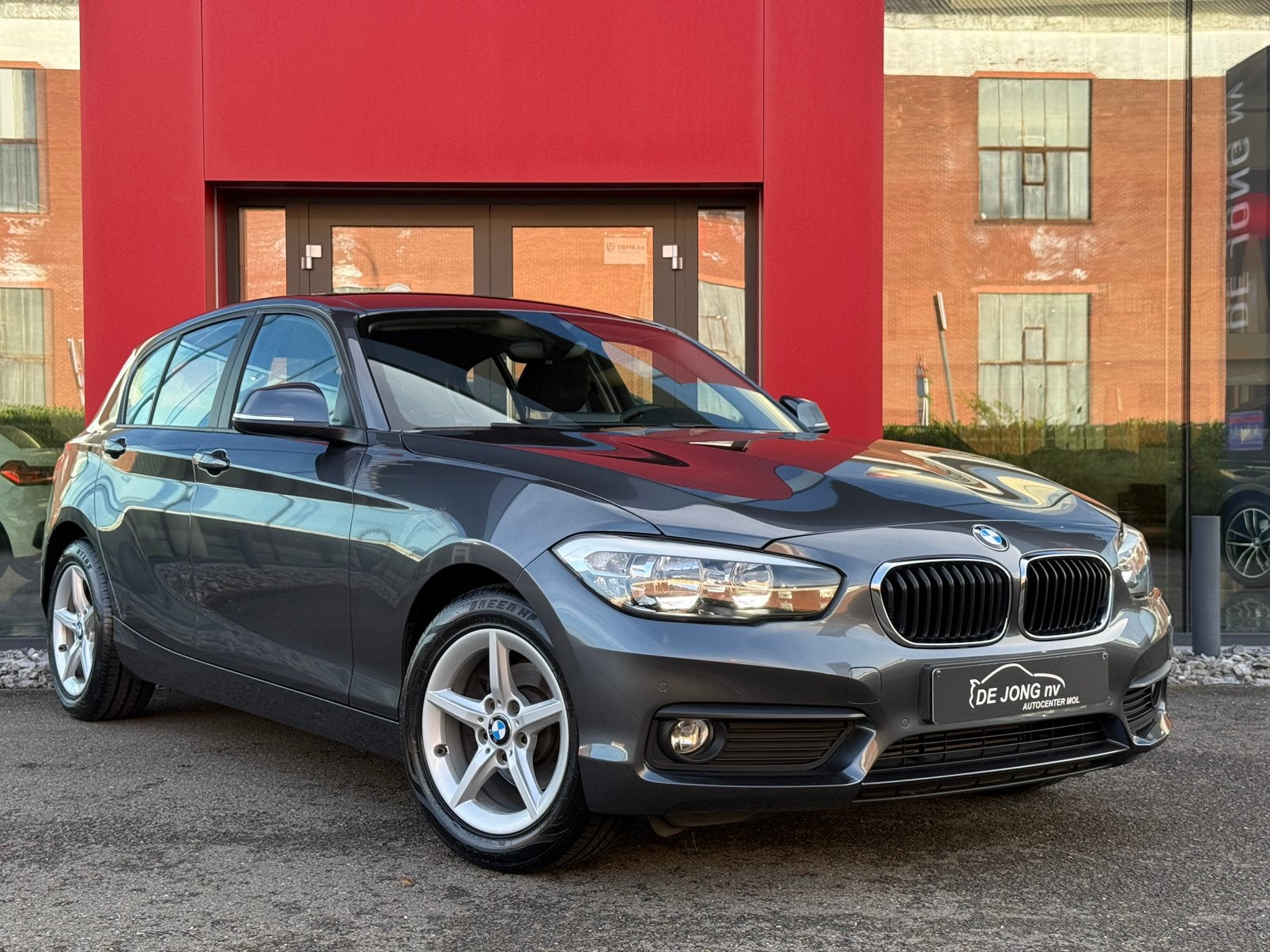 Bmw F20 116i Facelift 2018 1ste eigenaar/Led/Navi/Pdc/Airco, 3 cilinders, Zilver of Grijs, 80 kW, 1499 cc