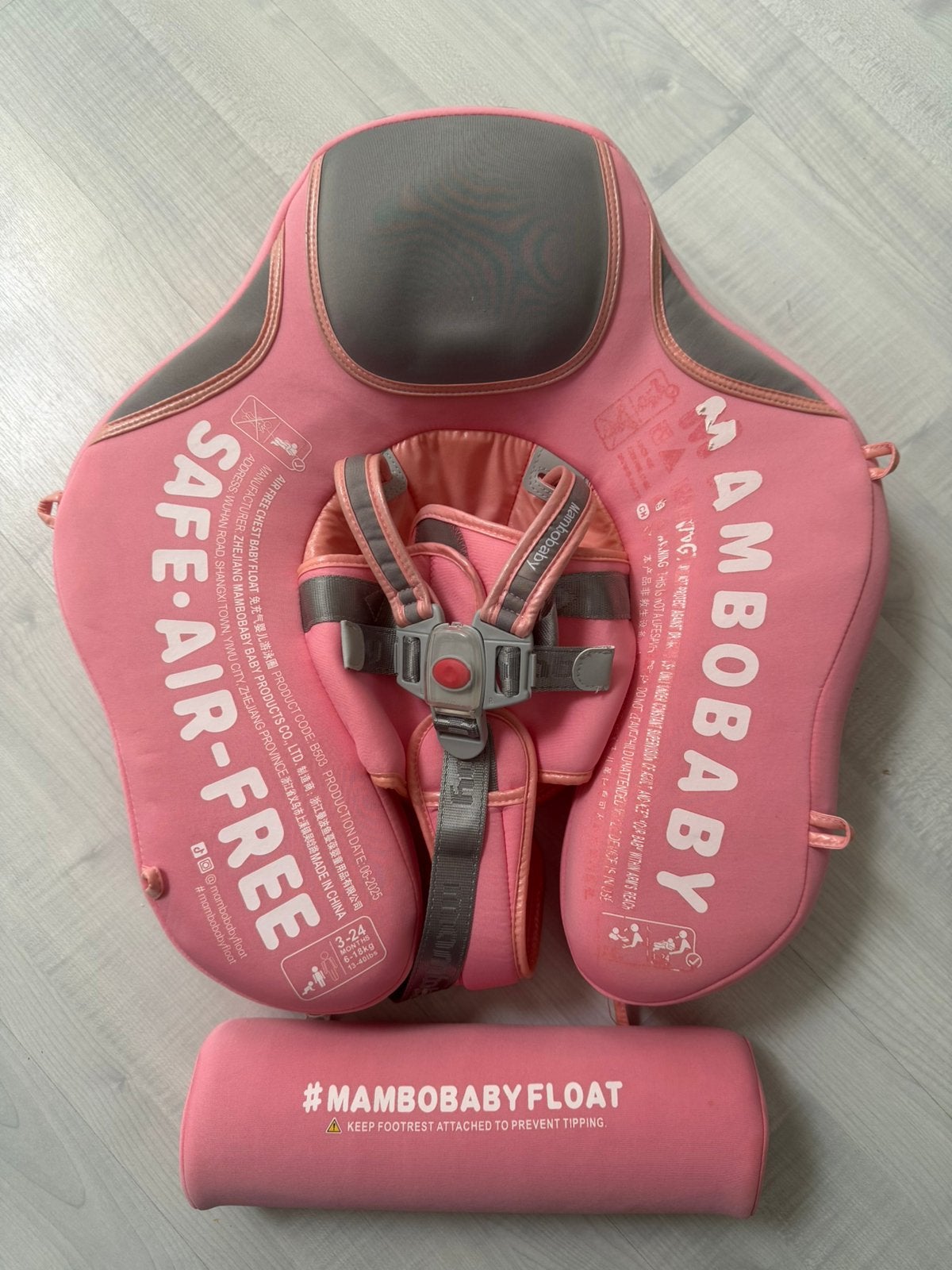 Mambobaby Baby float - Zwemtrainer 6kg - 18kg €45, Kinderen en Baby's, Ophalen, Gebruikt