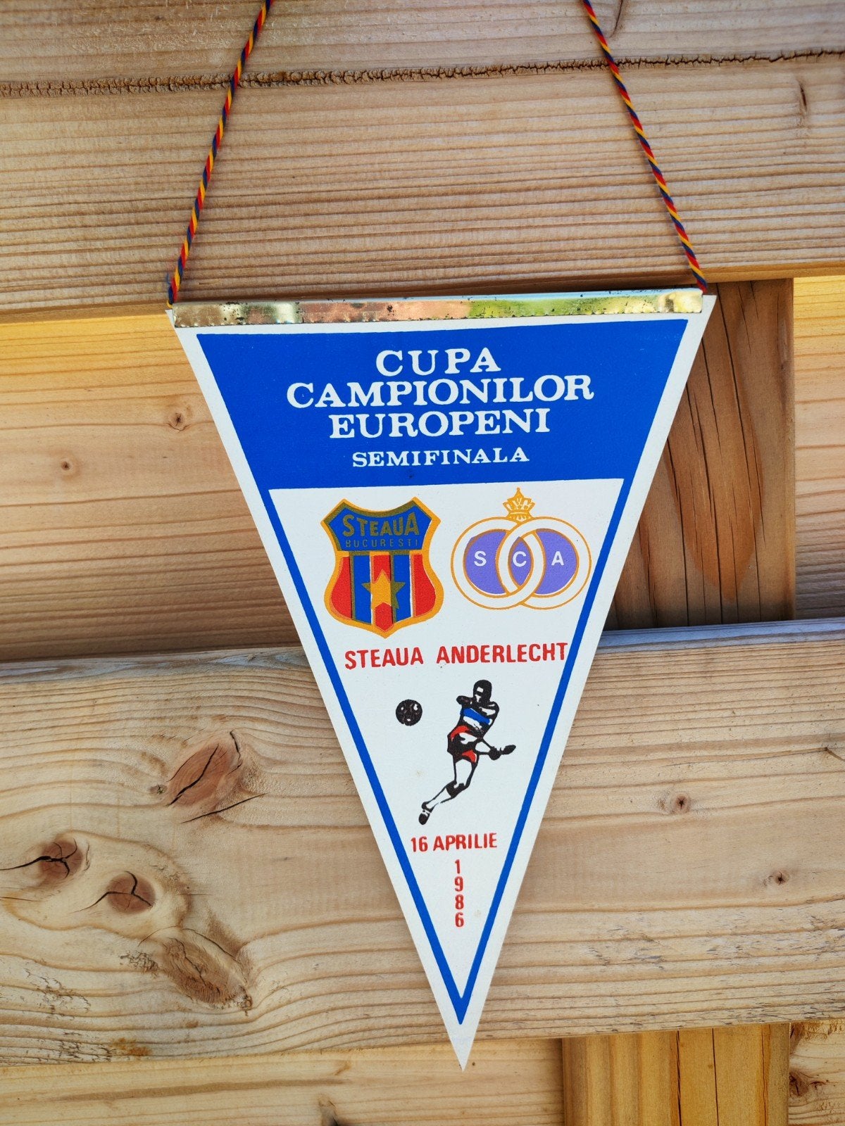 1986 halve finale RSC Anderlecht - Steaua Boekarest, Diversen, Vlaggen en Wimpels, Ophalen of Verzenden