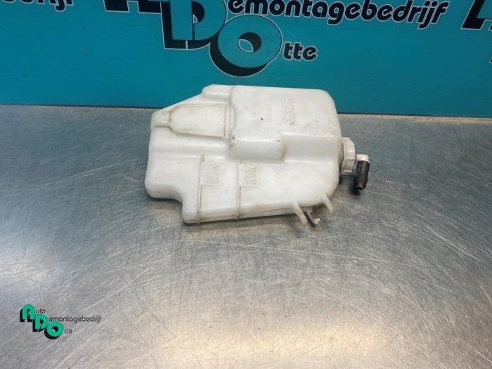 Réservoir d'expansion d'un Honda Civic (Civic 06-), Autos : Pièces & Accessoires, Autres pièces automobiles, Honda, Utilisé, 3 mois de garantie