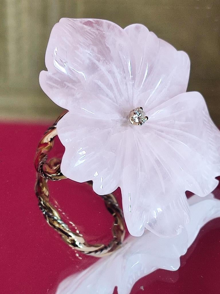 Exclusieve ring met roze geschulpte kwarts en diamant, Bijoux, Sacs & Beauté, Bagues, Enlèvement ou Envoi, Rose, Or