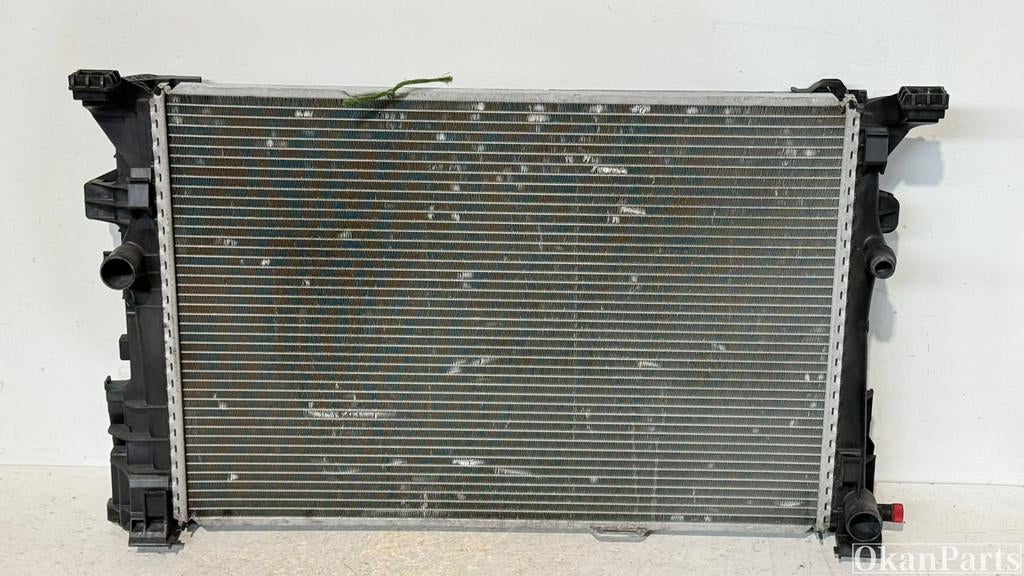 Mercedes Radiateur Airco Condensor A2465000054 A2465001203, Gebruikt, Mercedes-Benz AG, Mercedes-Benz, Mercedesstrasse 120
70372  Stuttgart, DE