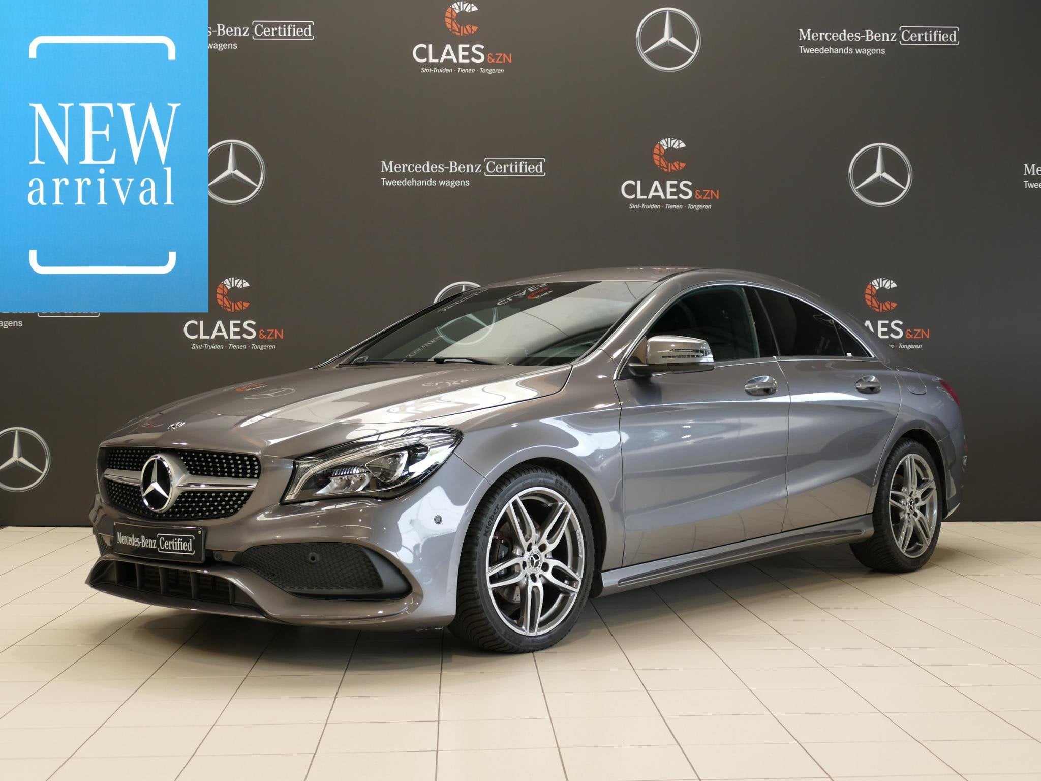 Mercedes-Benz CLA Coupé 180 AMG Line - DOS 8552, Autos, 4 portes, Entreprise, Boîte manuelle, Noir