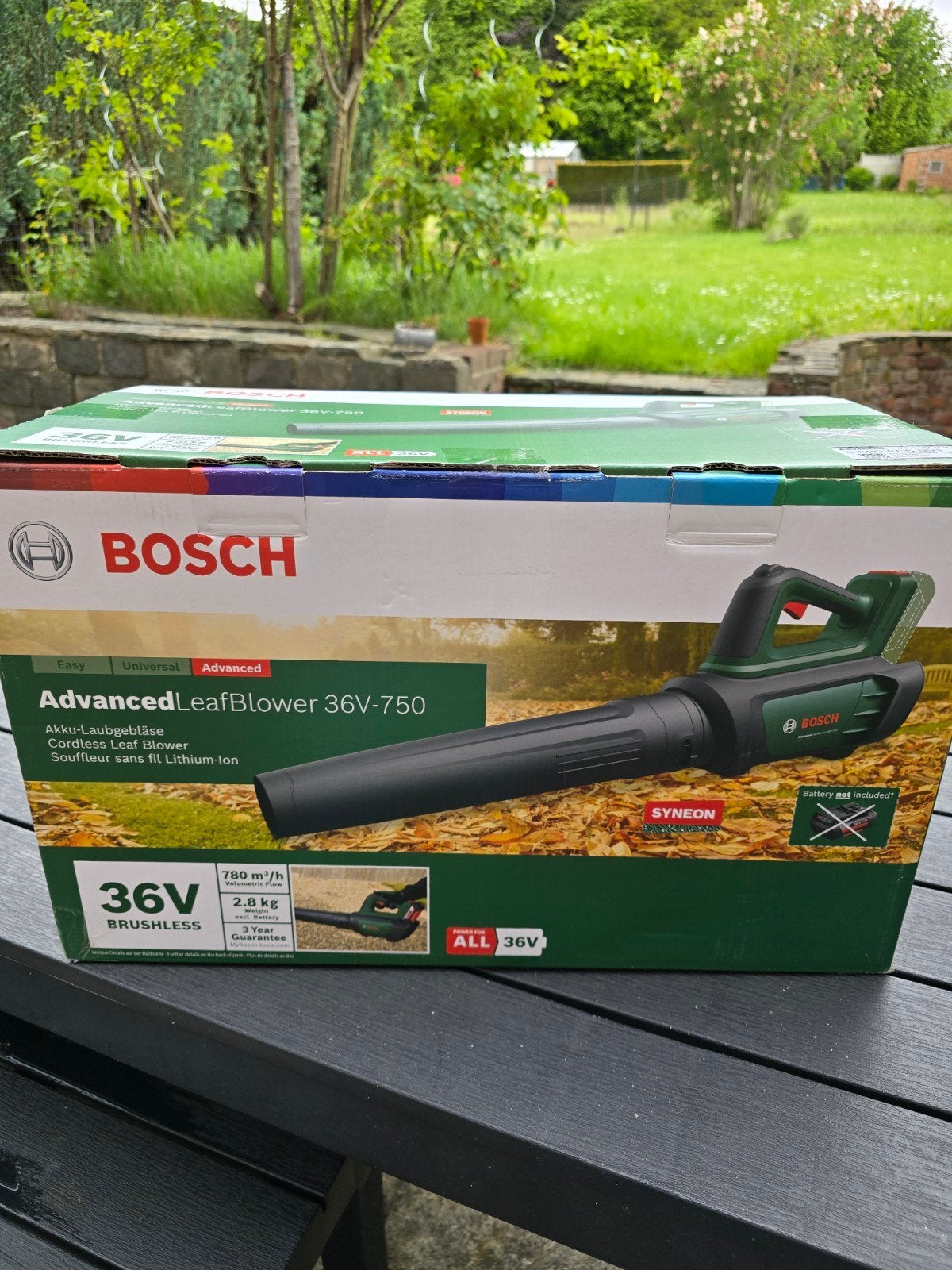Souffleur Bosch advanced 36V-750 sans batterie, Tuin en Terras, Bladblazers, Zo goed als nieuw, Accu, Handgedragen, BOSCH