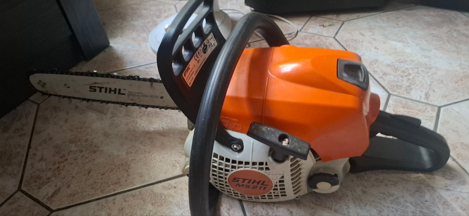2 tronçonneuse stihl ( voir description), Tronçonneuse, 30 à 70 mm, Sthil, Enlèvement