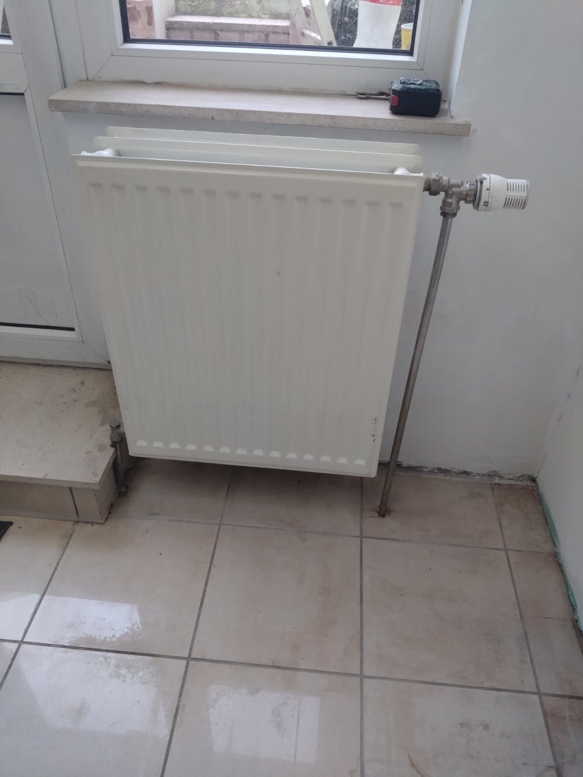 Radiator+thermostaatventiel type 33, Ophalen, Radiator
