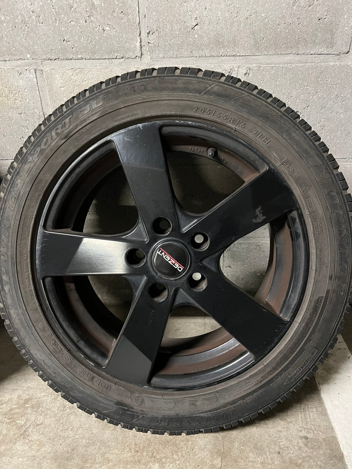 DEZENT 16 inch velgen + winterbanden, Ophalen, Gebruikt, 16 inch, Banden en Velgen