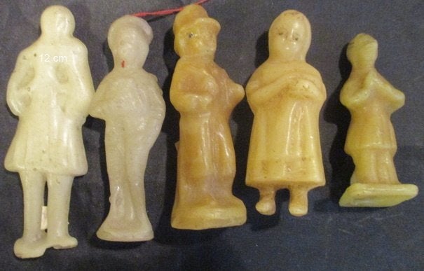 antieke ex votos in was figuren boer meisje jongetje, Verzenden