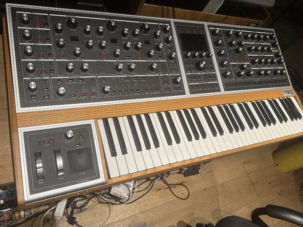 Moog One 8 voice, Musique & Instruments, Comme neuf, Enlèvement, Avec connexion MIDI, 61 touches
