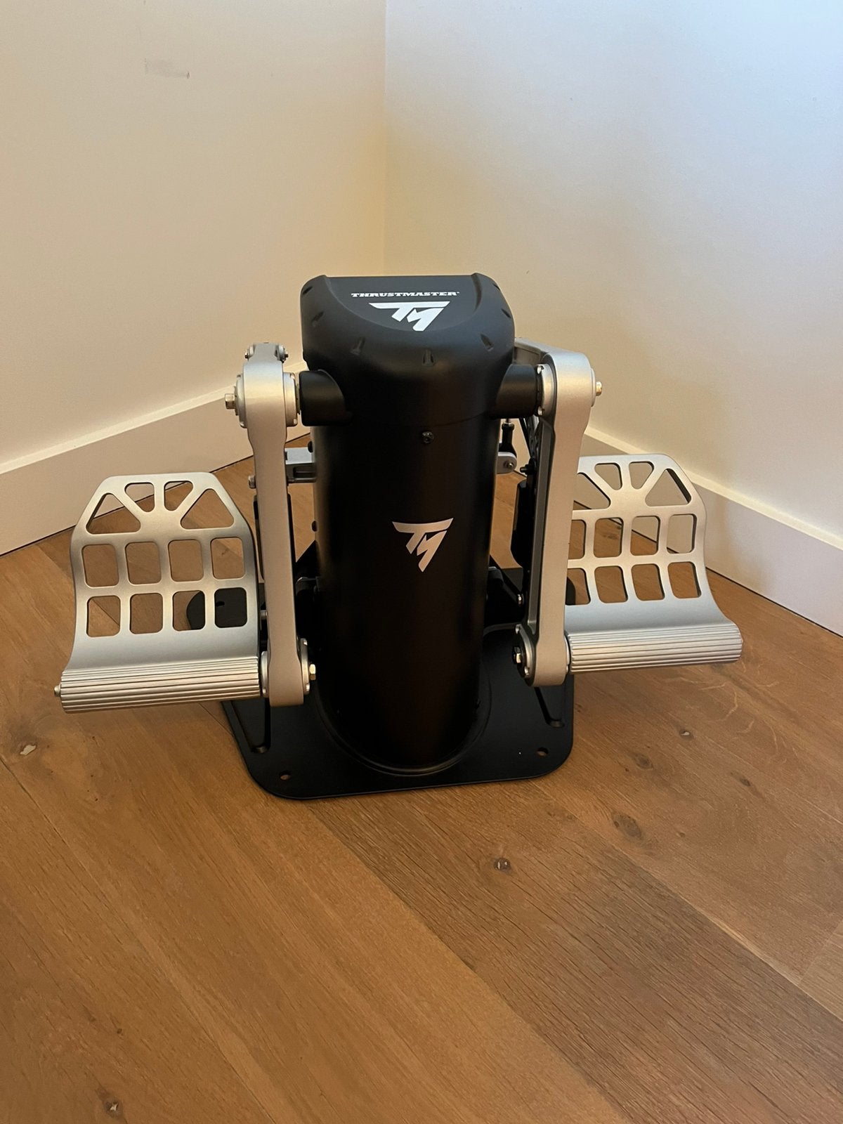 Thrustmaster T Pendular Rudder, Ophalen