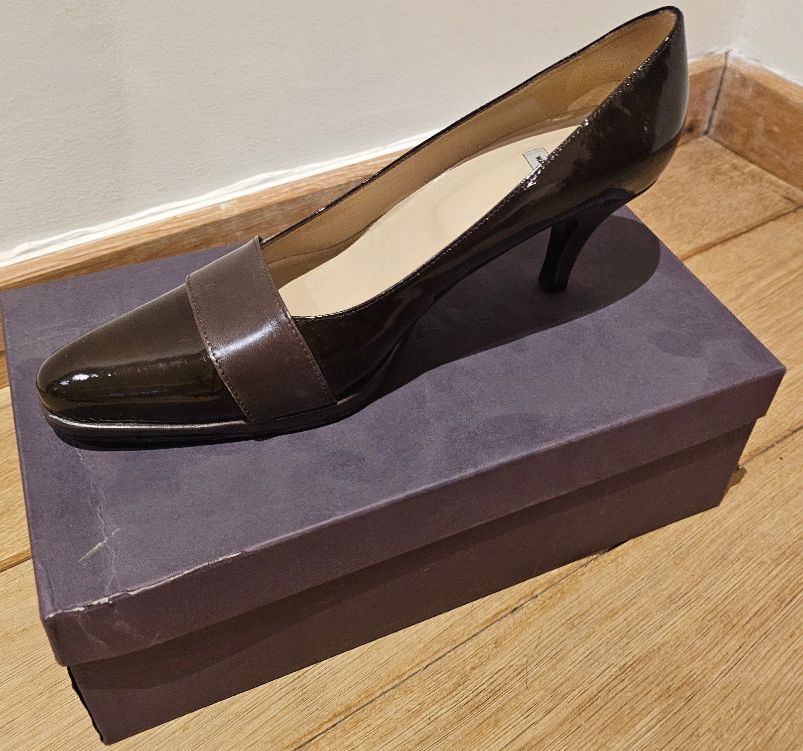 Natan Pumps - Brown Lakler - Maat 40, Kleding | Dames, Pumps, Bruin, Ophalen of Verzenden, Gedragen