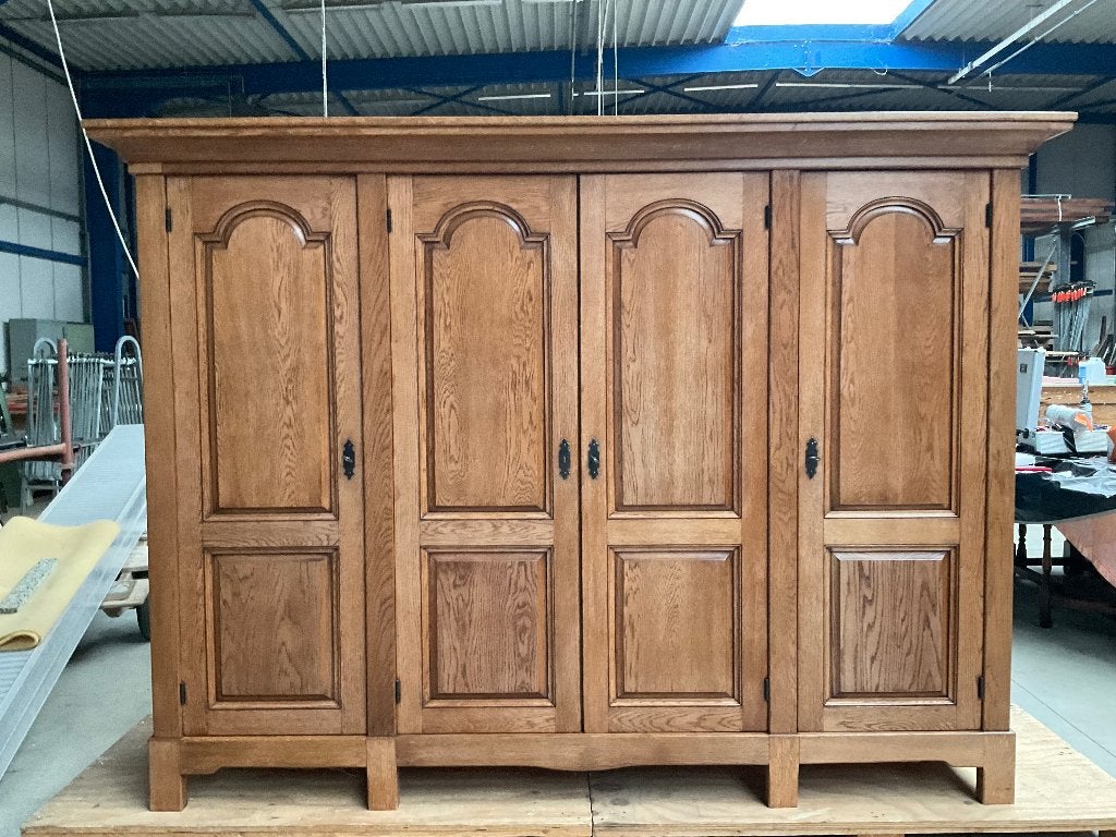 Kleerkast eik, Chêne, 200 cm ou plus, Utilisé, Avec tablette(s)