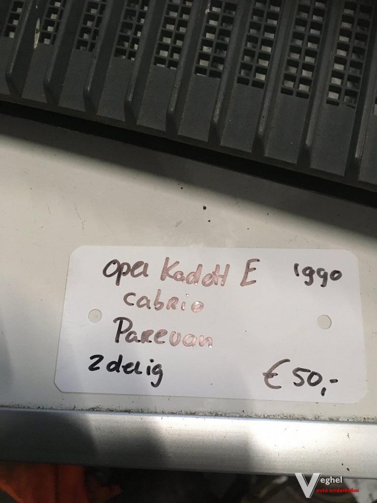 Opel Kadett E Cabrio 1990 GSI 2.0 8v Paravan 2 delig, Autos : Pièces & Accessoires, Carrosserie & Tôlerie, Utilisé, Enlèvement ou Envoi