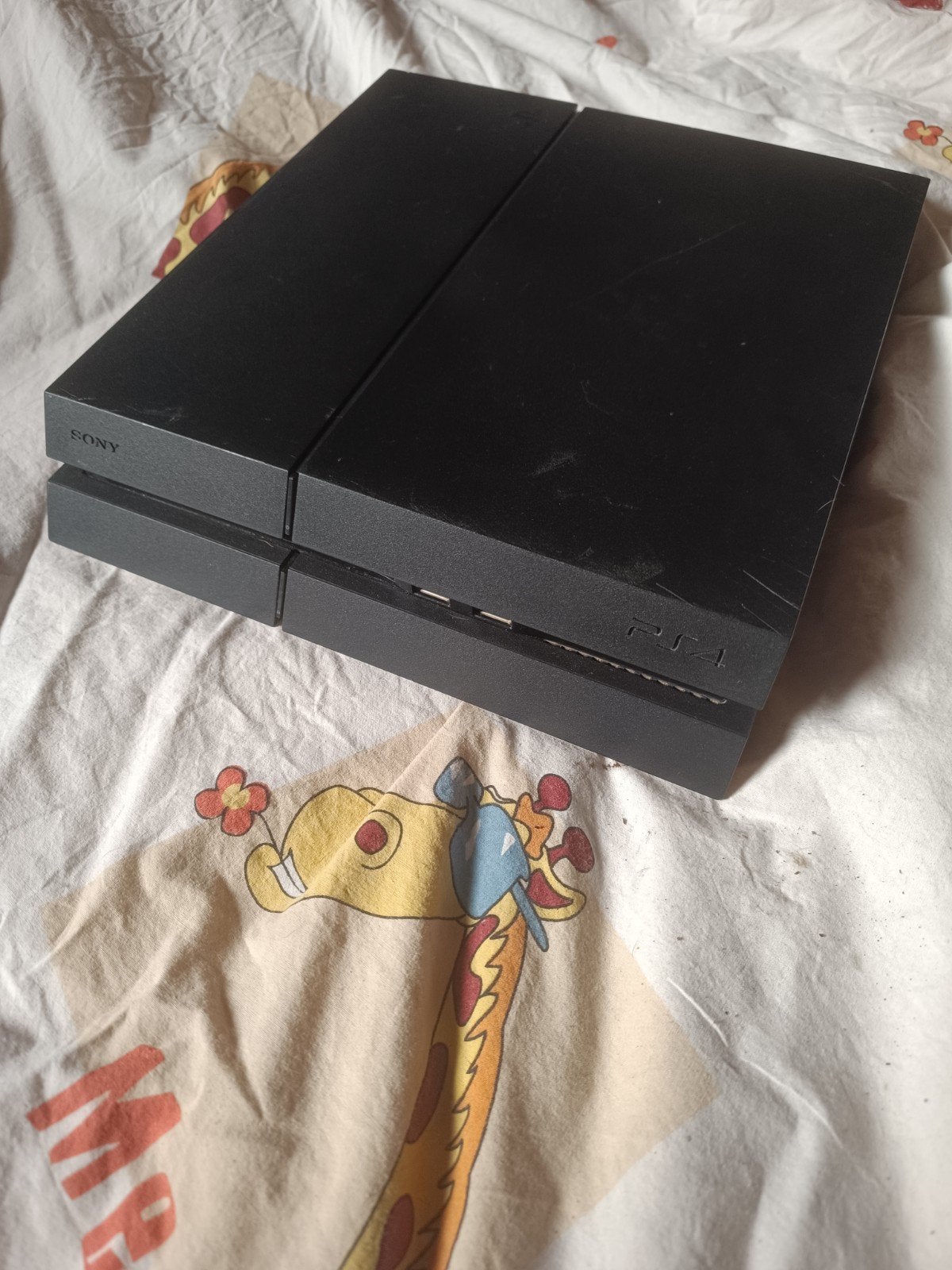 PS4 1to, Consoles de jeu & Jeux vidéo, Comme neuf, 1 TB, Slim, Sans contrôleur