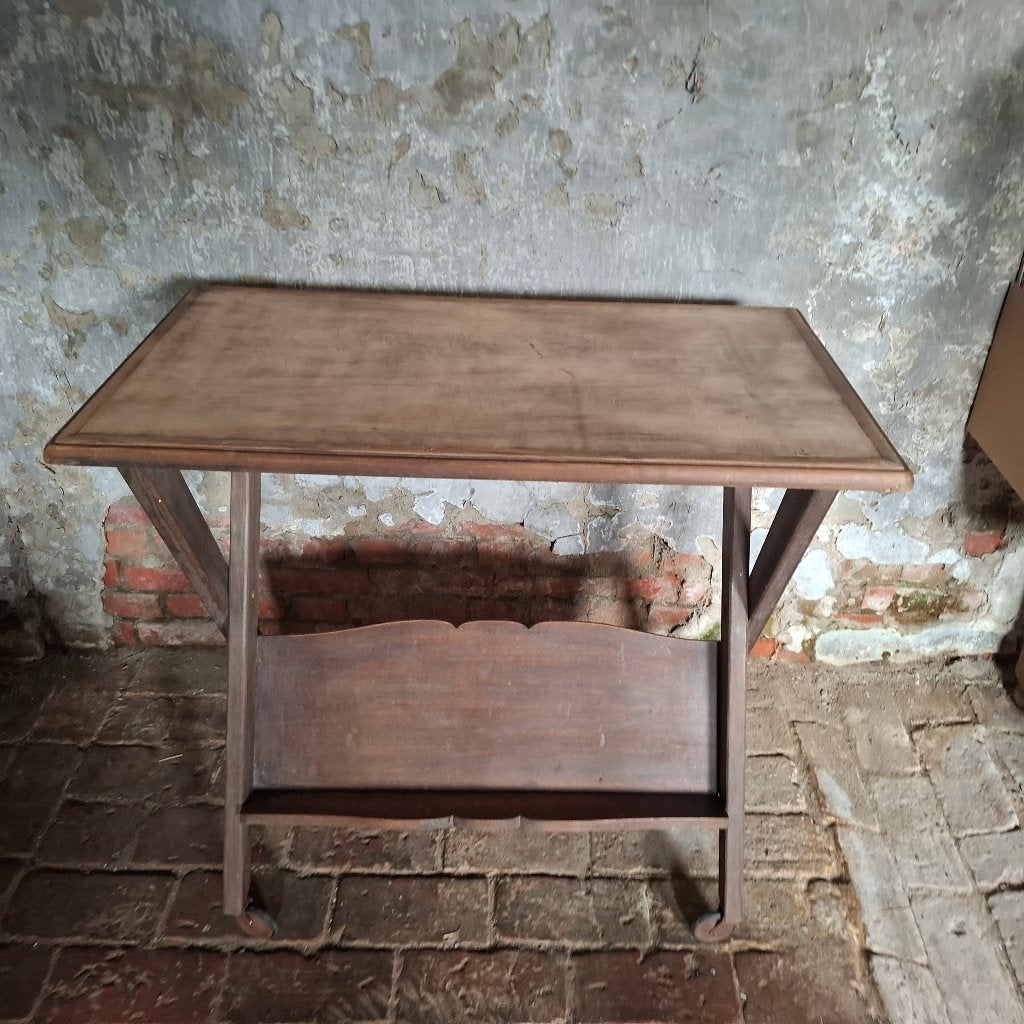 Belle table d'appoint ancienne, porte-journaux, Maison & Meubles, Accessoires pour la Maison | Porte-journaux & Porte-revues, Enlèvement
