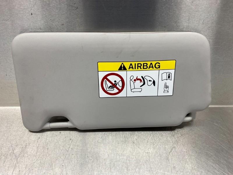 ZONNEKLEP Nissan Note (E12) (08-2012/12-2016), Gebruikt, Nissan