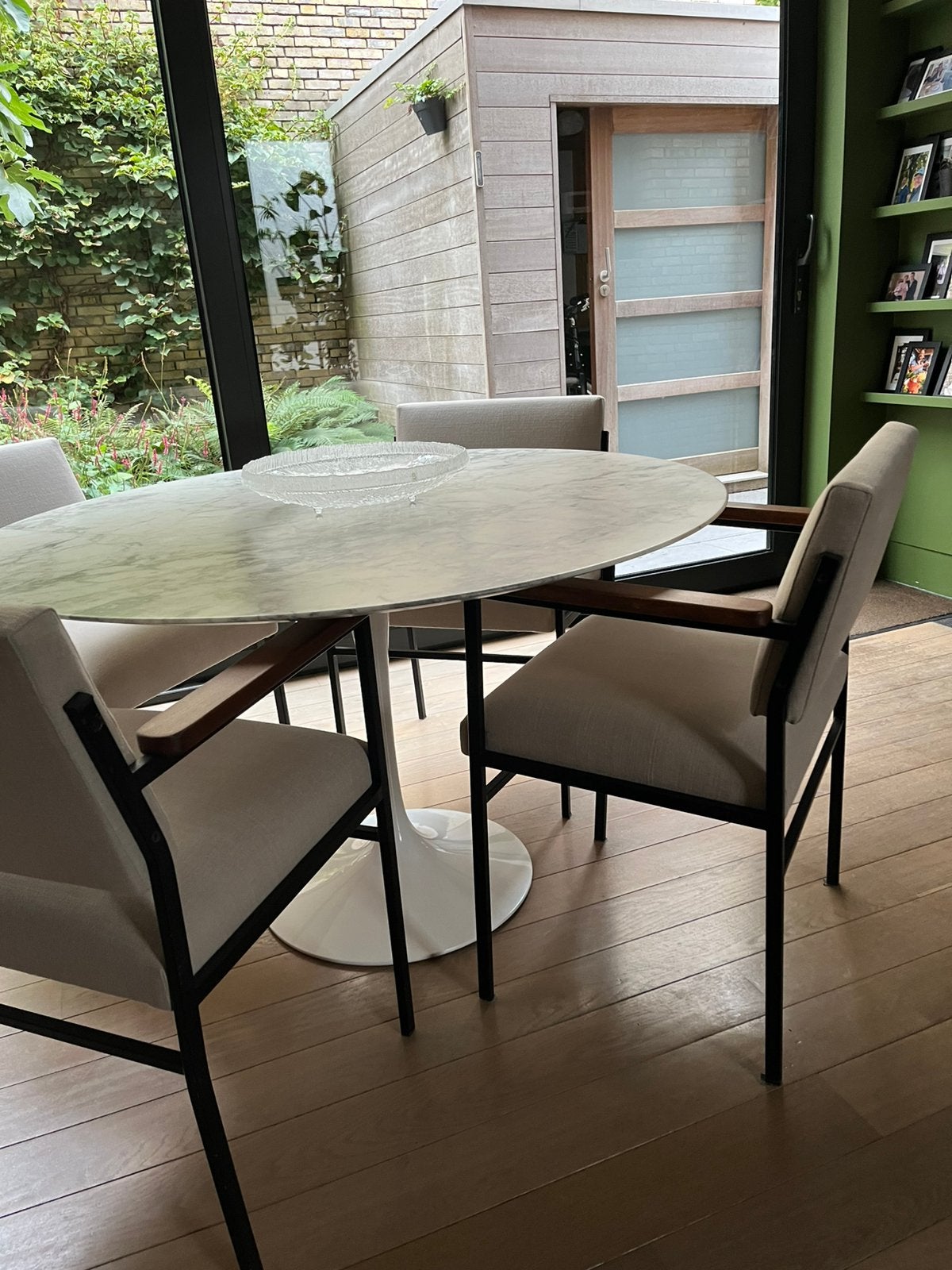 Vier armstoelen, Huis en Inrichting, Ophalen, Gebruikt, Hout, Zwart