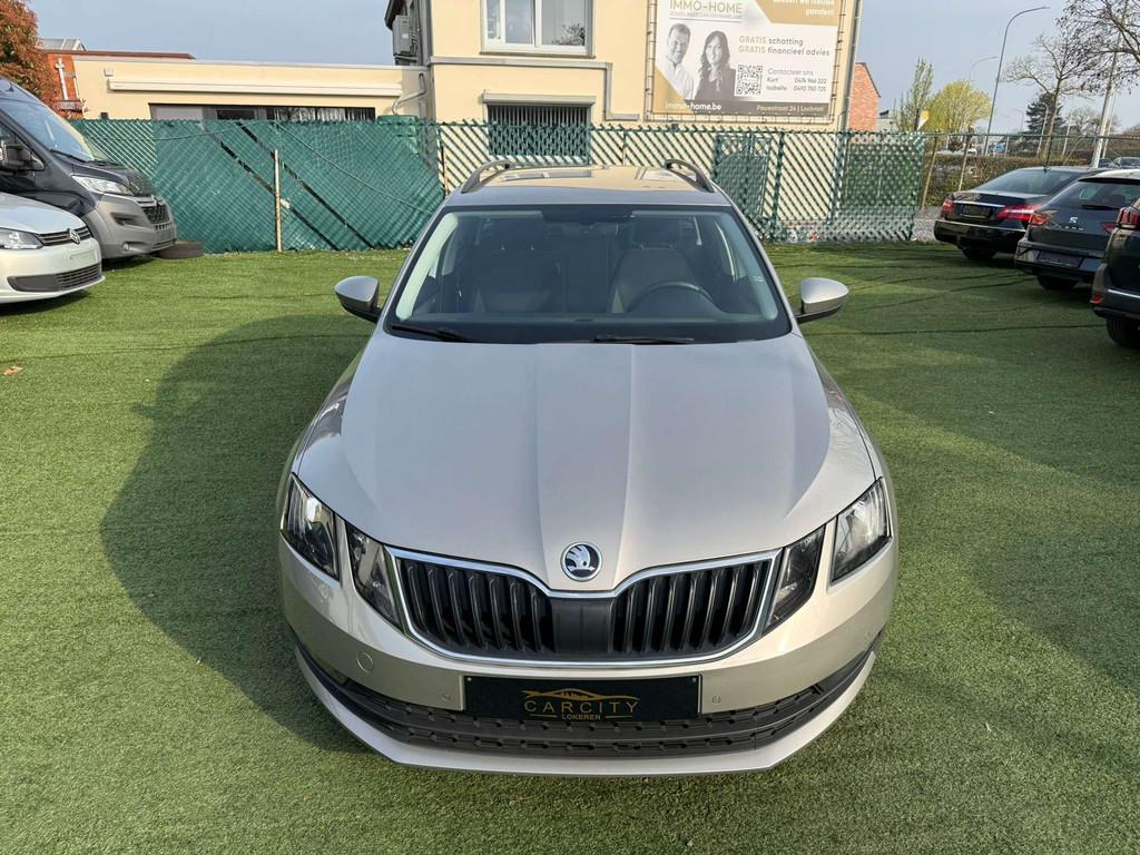 Skoda Octavia SW 1.6 CR TDi StyleAUTOMAATCAR-PLAYEURO, Auto's, Skoda, Stof, Gebruikt, 4 cilinders, 116 pk