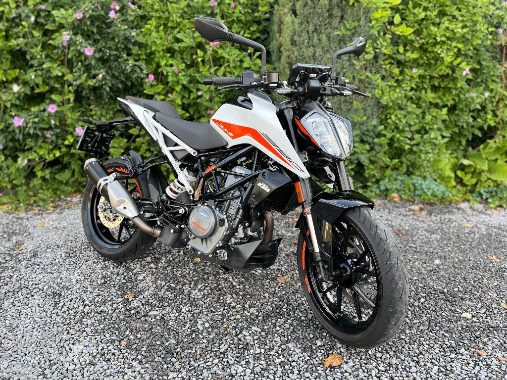 KTM Duke 390, Motoren, Motoren | KTM, Occasion, Bedrijf, 373 cc, Minimaal motorrijbewijs A2