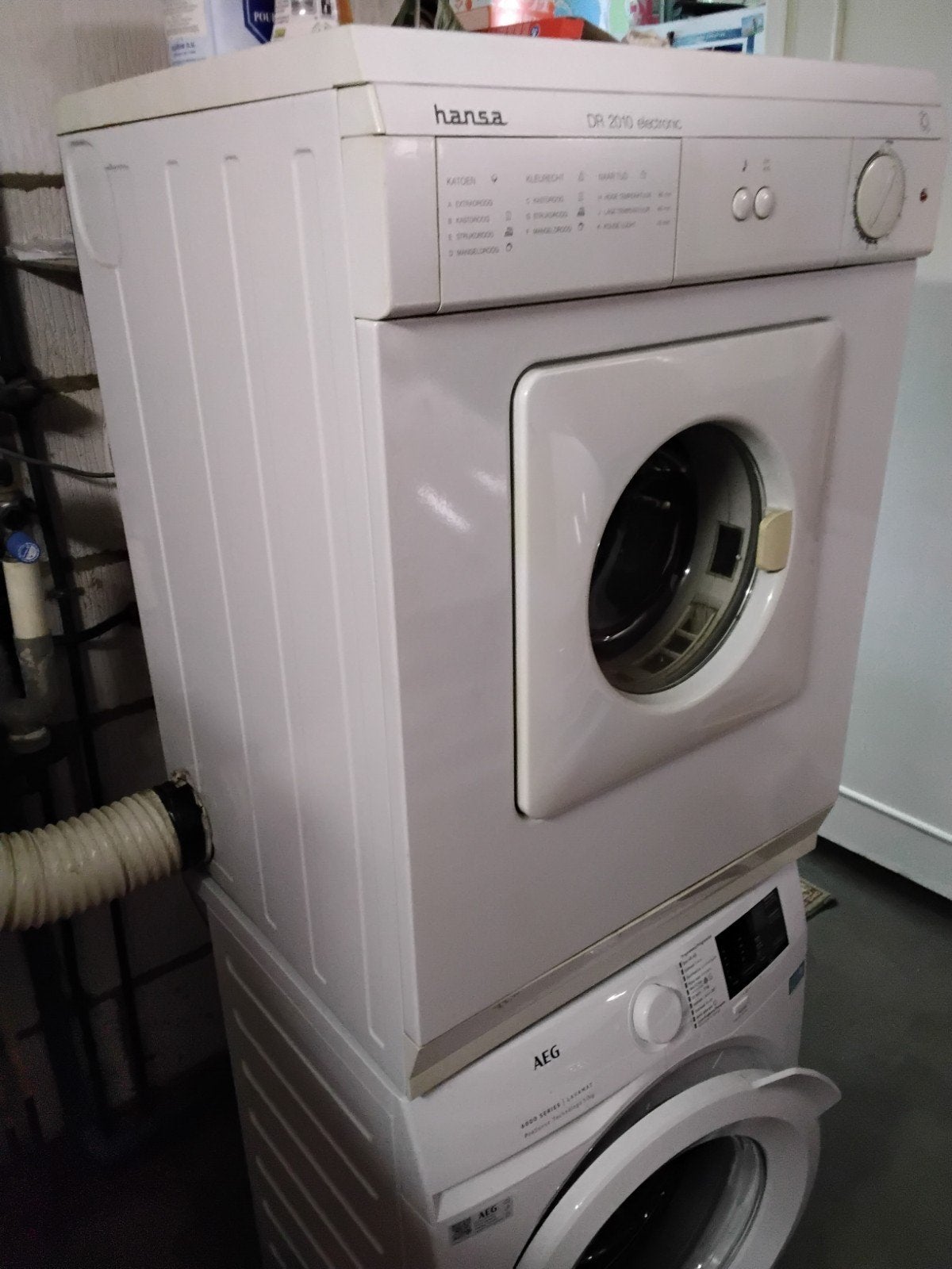 Hansa droogkast, Ophalen
