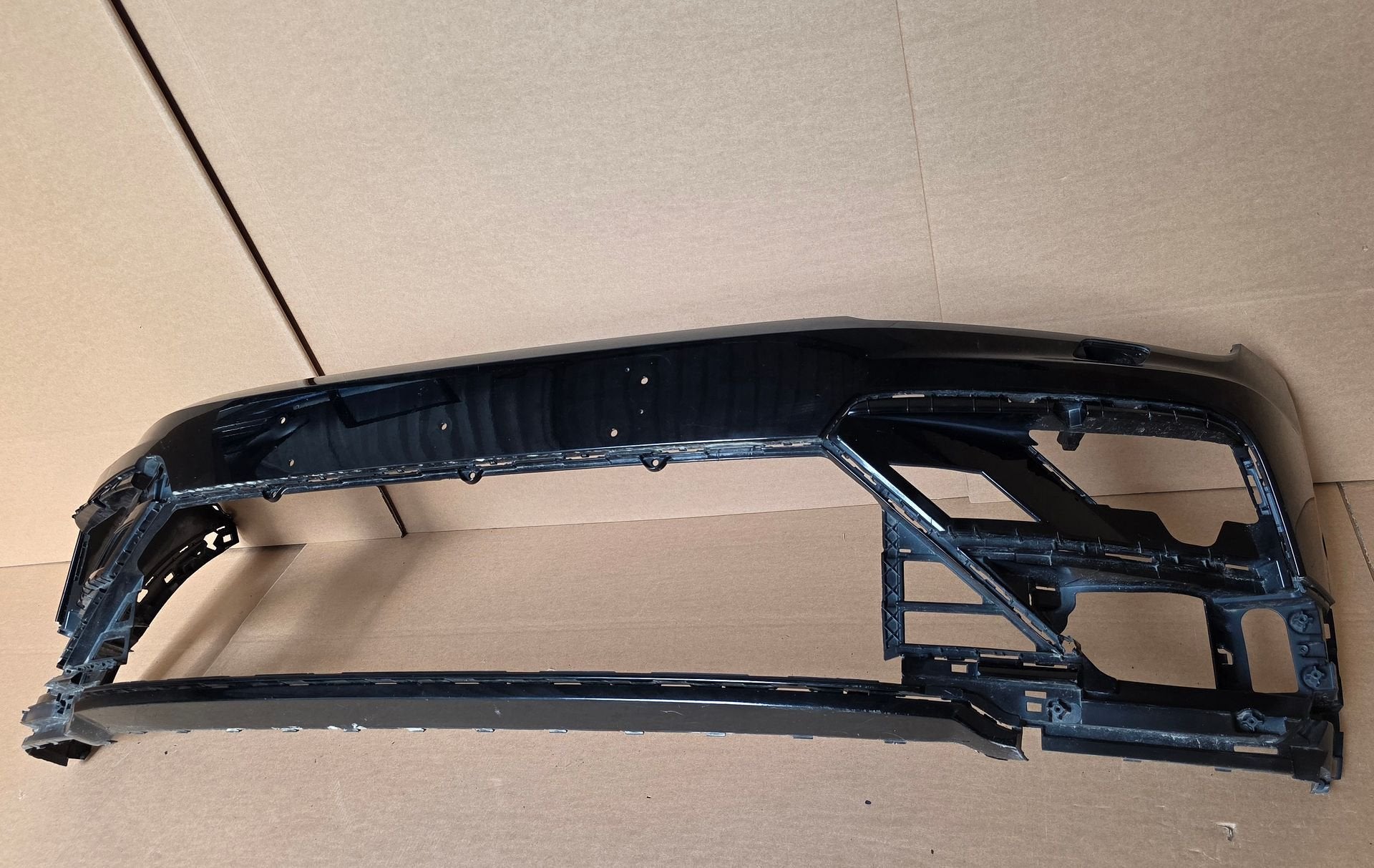 Voorbumper VW Tiguan 5NA R-line 6xPDC KLS L C9X BUMPER ORGIN, Volkswagen, -, Origine de la pièce connue, Utilisé
