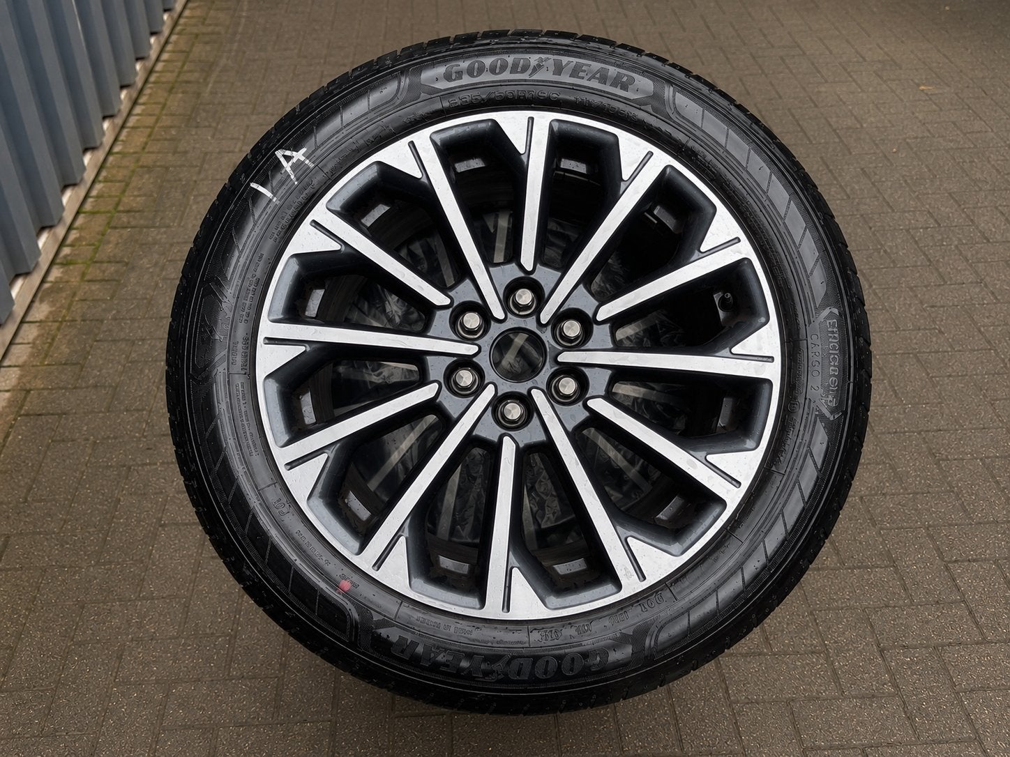 Originele Ford 19” velgen + Goodyear banden – 100 km, Ophalen, 19 inch, Band(en)