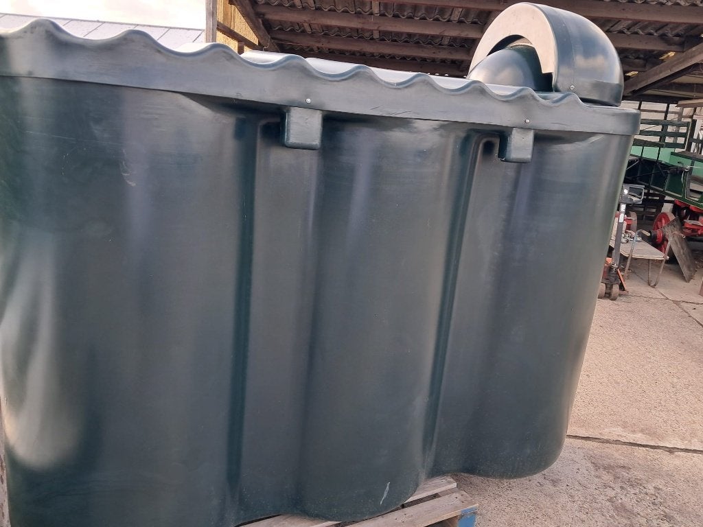 Mazouttank dubbelwandig 2300 als nieuw!, Ophalen