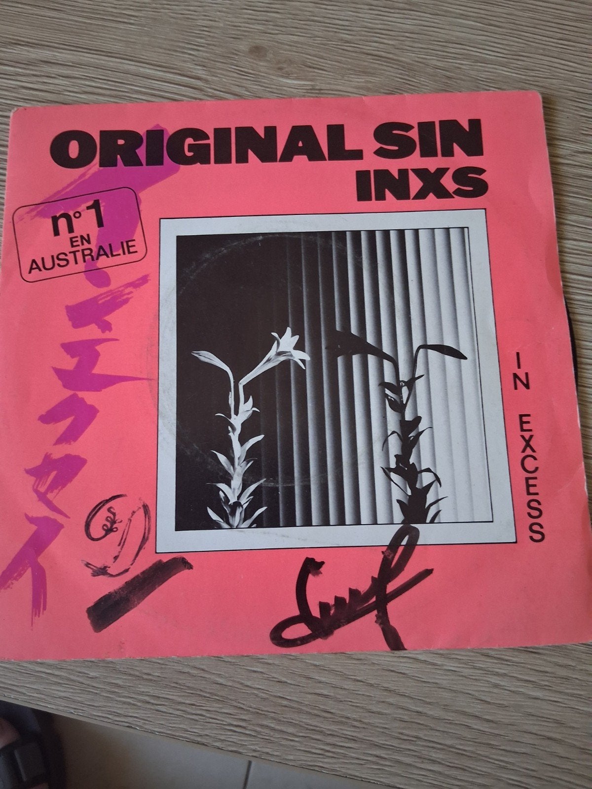 Inxs, Cd's en Dvd's, Ophalen
