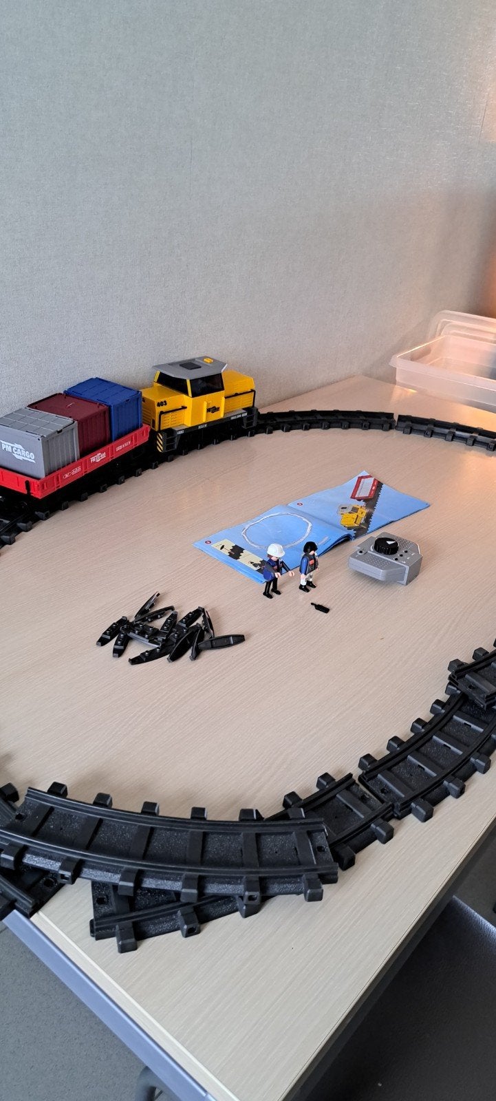 Train de marchandises Playmobil, Enlèvement