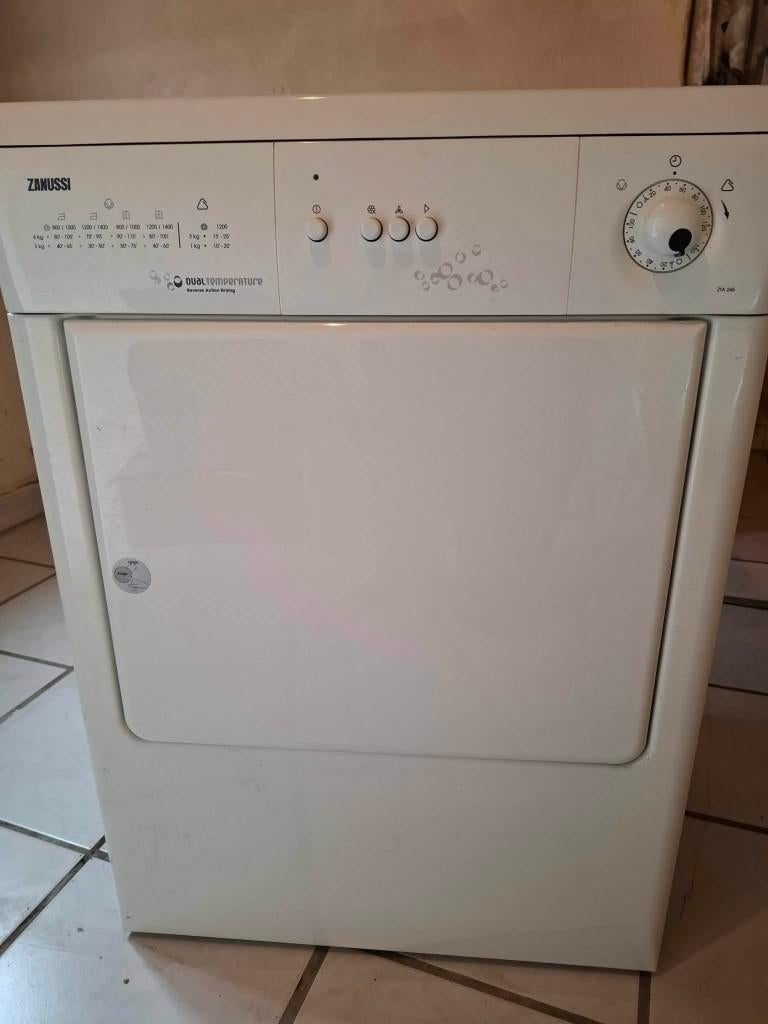Droogkast, Ophalen, 6 tot 8 kg, Gebruikt, Luchtafvoer