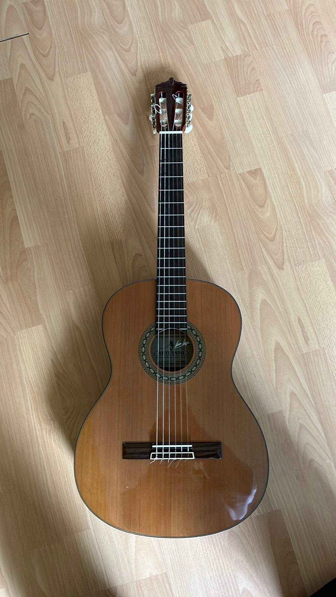 Artesano Estudiante XC-4/4 klassieke gitaar, Muziek en Instrumenten, Snaarinstrumenten | Gitaren | Akoestisch, Ophalen, Gebruikt