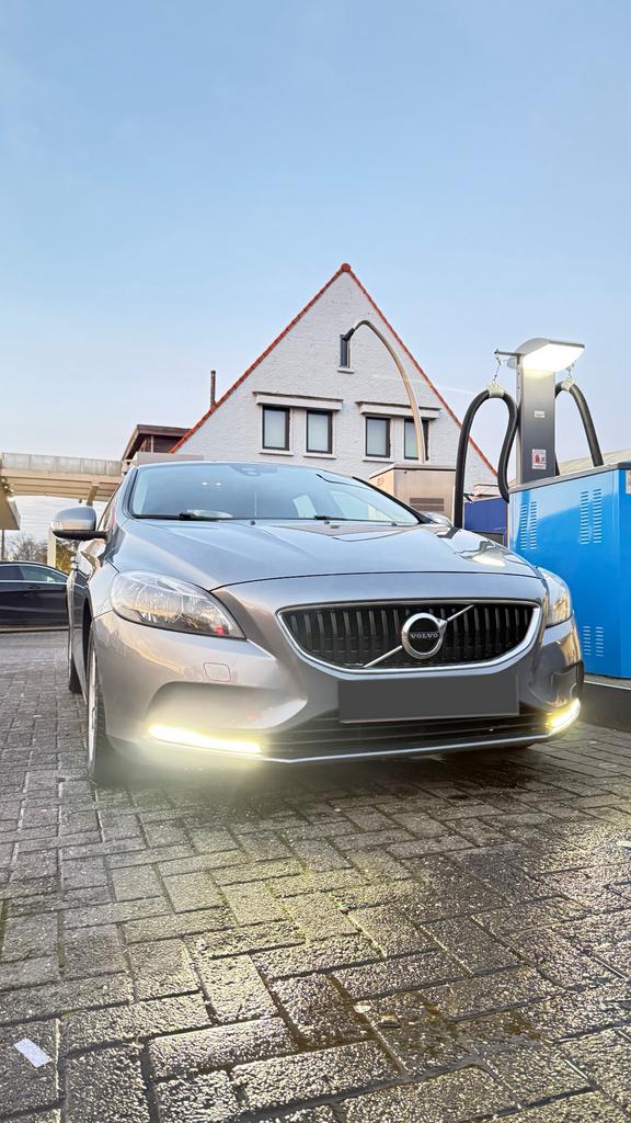 Volvo V40 D2, Auto's, Volvo, Stof, Zwart, 1969 cc, 5 deurs