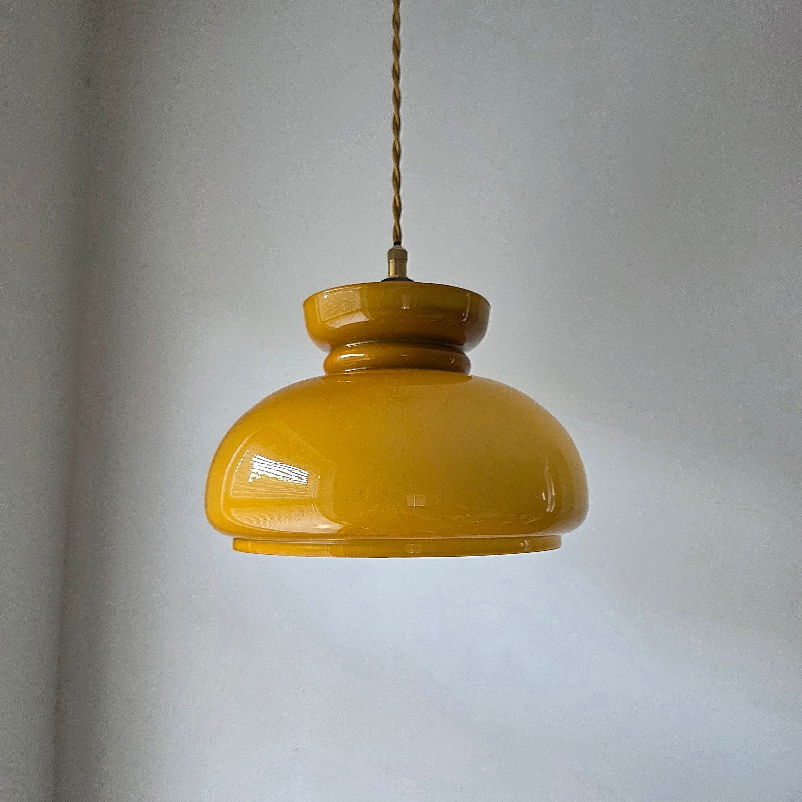 Vintage opaline glazen hanglamp., Antiek en Kunst, Ophalen of Verzenden