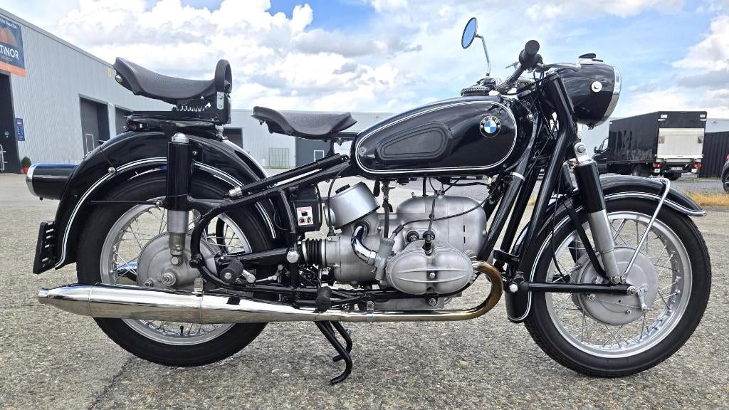 BMW R69S, Motoren, 2 cilinders, 600 cc, 12 t/m 35 kW, Sport