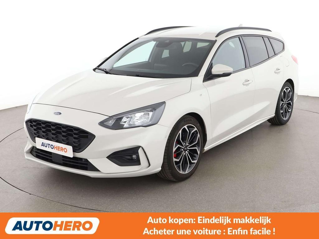 Ford Focus 1.0 EcoBoost Mild-Hybrid ST-Line X (bj 2021), Auto's, Gebruikt, Wit, Skiluik, 1431 kg