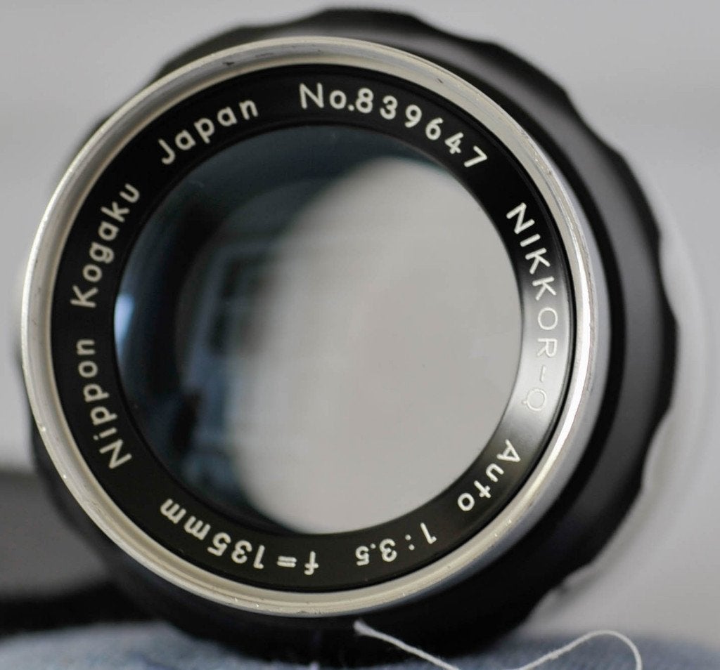 Objectif Nikon Nikkor-Q Auto f = 3,5 135 mm, Enlèvement ou Envoi, Mise au point manuelle, Utilisé, Monture Nikon F