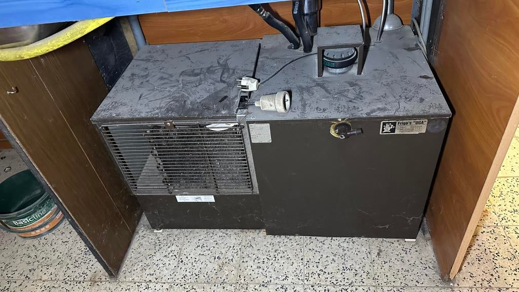 Twee oude tapinstallaties, Huis en Inrichting, Ophalen, Gebruikt