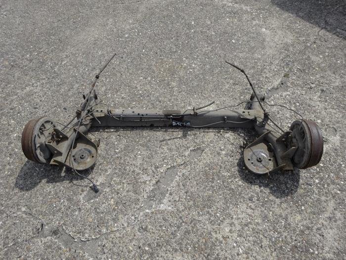 Arbre entraînement roue avant d'un Dacia Lodgy, Dacia, -, 3 mois de garantie, Utilisé