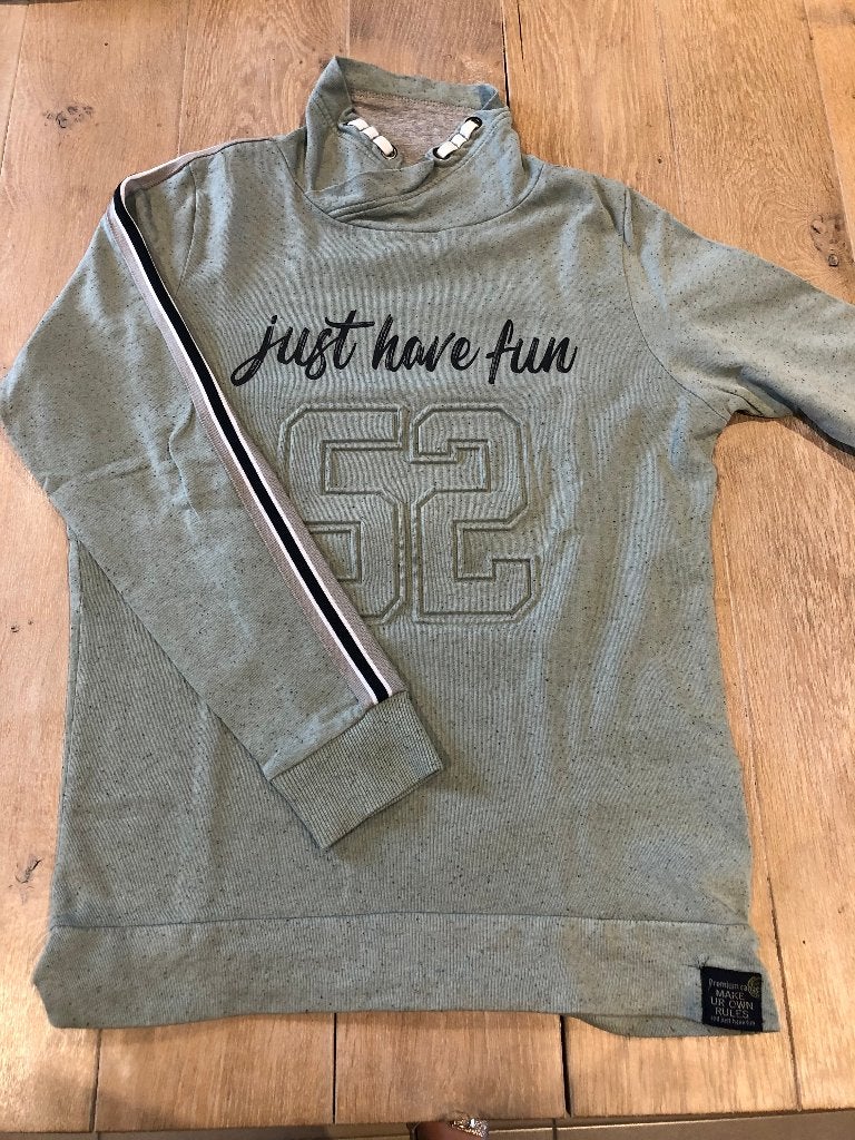 sweater maat 158, Kinderen en Baby's, Kinderkleding | Maat 158, Ophalen of Verzenden, Jongen