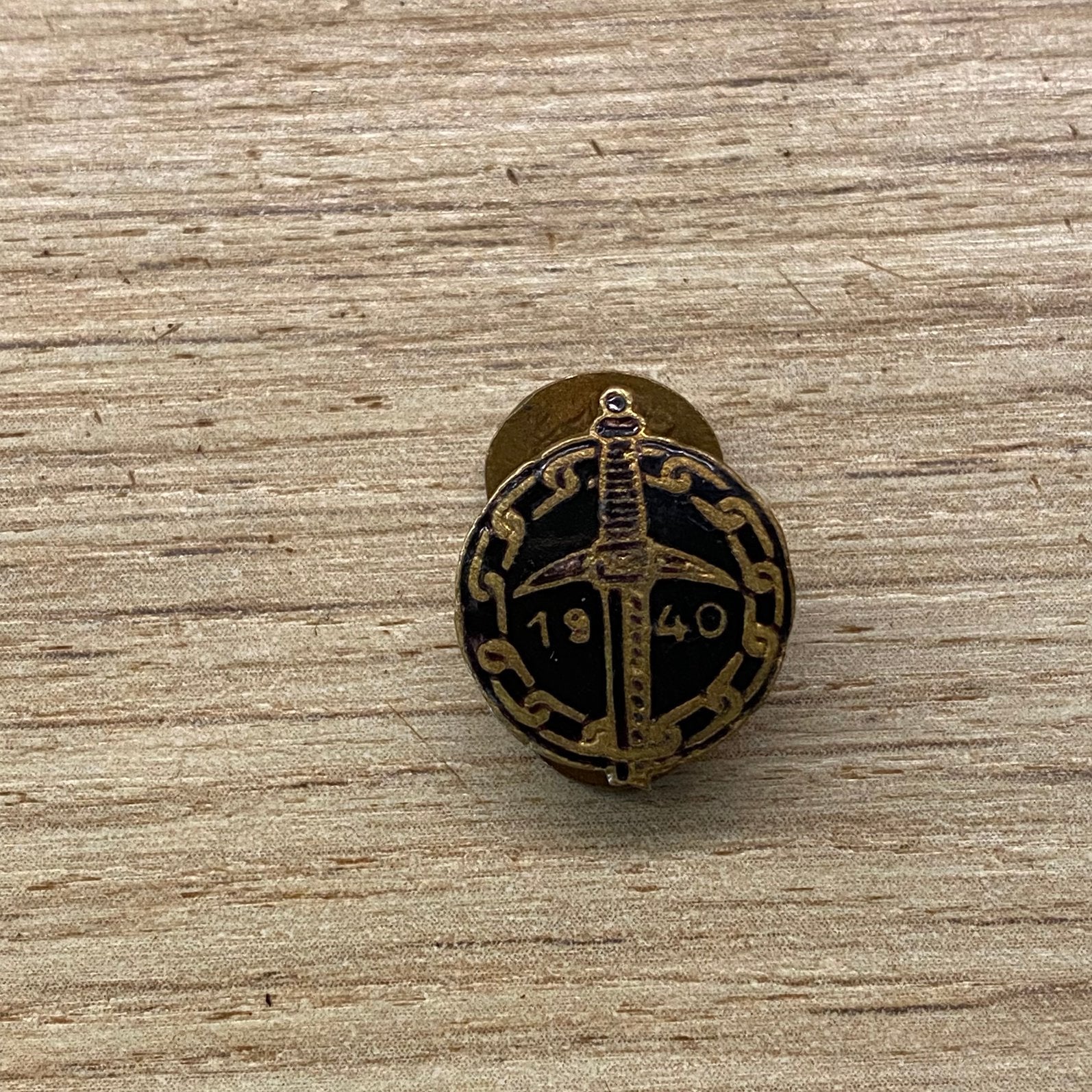 Boutonnière prisonnier de guerre, émaillée, Enlèvement ou Envoi