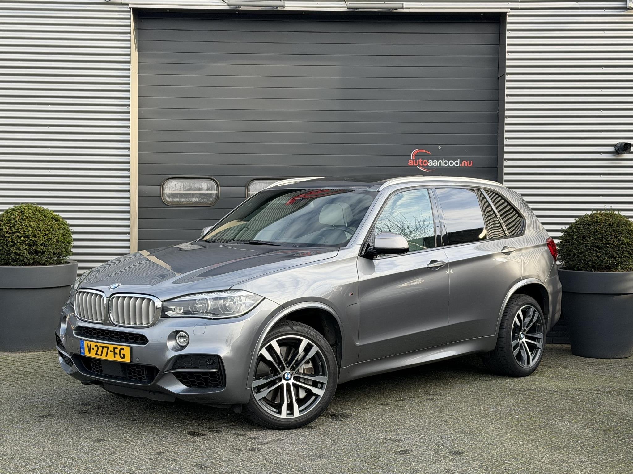 BMW X5 M50d | Panoramadak | Head-Up Display | Camera | Harmo, Automaat, 173 g/km, 2993 cc, Leder