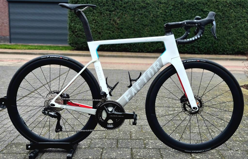 Factor Ostro VAM Soho Edition Dura-Ace Di2 12-speed, mt56, 28 inch, Carbon, Heren, Zo goed als nieuw